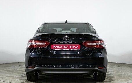 Toyota Camry, 2020 год, 3 690 000 рублей, 6 фотография