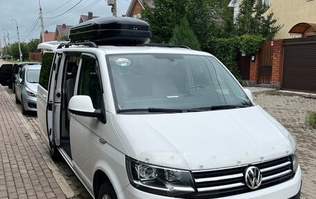 Volkswagen Caravelle T6 рестайлинг, 2016 год, 3 550 000 рублей, 3 фотография