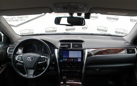 Toyota Camry, 2016 год, 2 280 000 рублей, 9 фотография