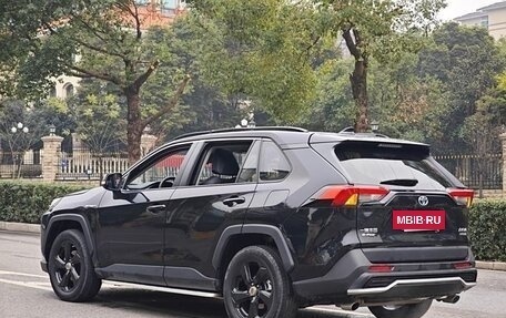 Toyota RAV4, 2021 год, 2 520 101 рублей, 3 фотография