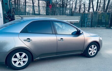 KIA Cerato III, 2010 год, 700 000 рублей, 3 фотография
