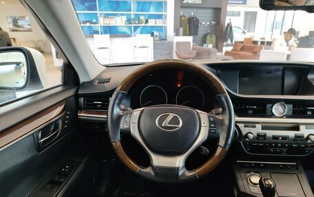 Lexus ES VII, 2013 год, 1 995 000 рублей, 15 фотография