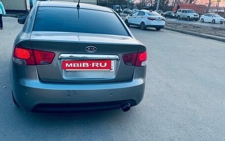 KIA Cerato III, 2010 год, 700 000 рублей, 4 фотография