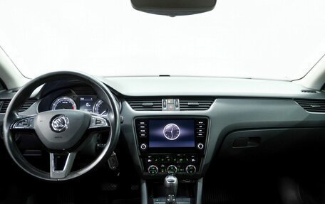 Skoda Octavia, 2018 год, 1 505 000 рублей, 9 фотография