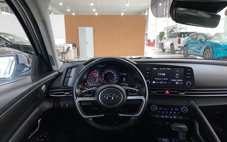 Hyundai Elantra, 2021 год, 2 249 000 рублей, 11 фотография