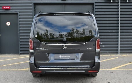 Mercedes-Benz V-Класс, 2024 год, 14 700 000 рублей, 6 фотография