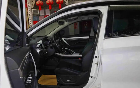 Geely Coolray I, 2022 год, 1 010 000 рублей, 8 фотография