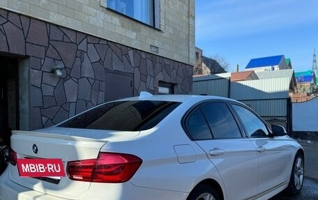BMW 3 серия, 2016 год, 2 150 000 рублей, 3 фотография