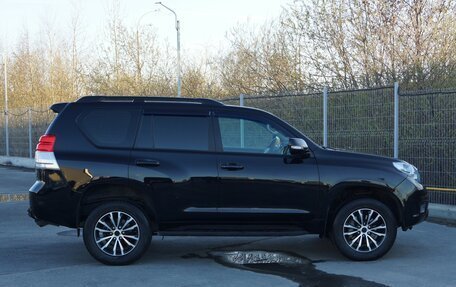 Toyota Land Cruiser Prado 150 рестайлинг 2, 2010 год, 2 378 000 рублей, 6 фотография