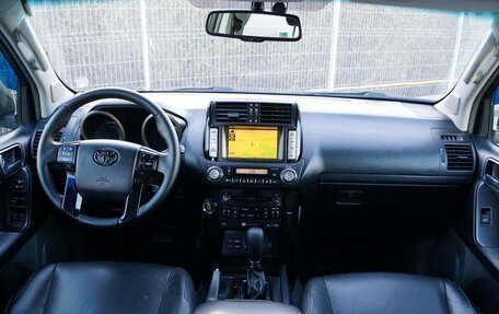 Toyota Land Cruiser Prado 150 рестайлинг 2, 2010 год, 2 378 000 рублей, 8 фотография