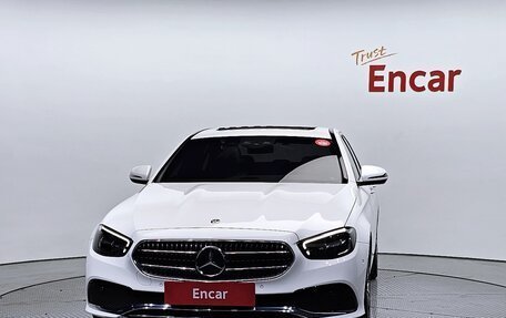 Mercedes-Benz E-Класс, 2021 год, 3 590 017 рублей, 2 фотография