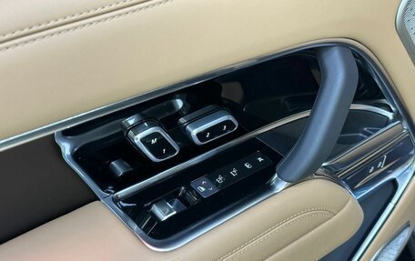 Land Rover Range Rover IV рестайлинг, 2025 год, 25 900 000 рублей, 19 фотография