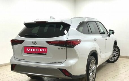 Toyota Highlander, 2025 год, 6 350 000 рублей, 6 фотография