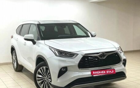 Toyota Highlander, 2025 год, 6 350 000 рублей, 2 фотография