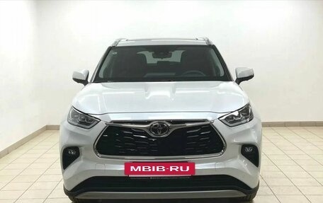 Toyota Highlander, 2025 год, 6 350 000 рублей, 3 фотография