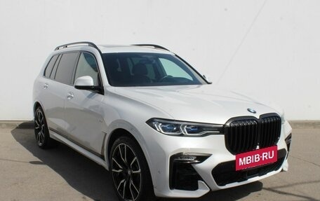 BMW X7, 2021 год, 9 300 000 рублей, 3 фотография