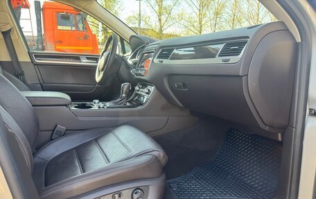 Volkswagen Touareg III, 2016 год, 2 790 000 рублей, 9 фотография