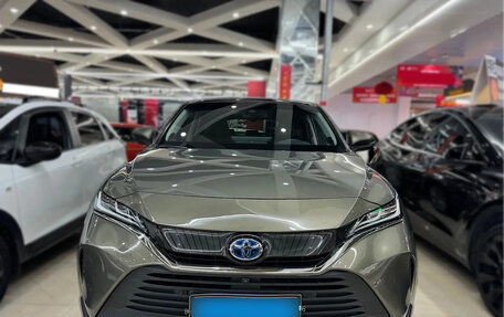 Toyota Harrier, 2022 год, 3 710 000 рублей, 3 фотография