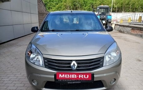 Renault Sandero I, 2011 год, 520 000 рублей, 2 фотография