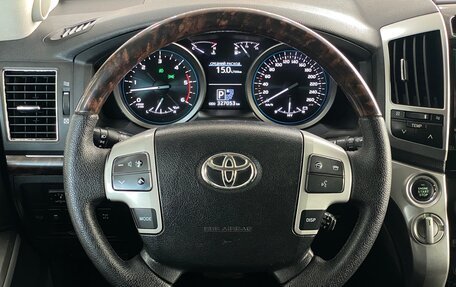 Toyota Land Cruiser 200, 2012 год, 3 299 000 рублей, 12 фотография