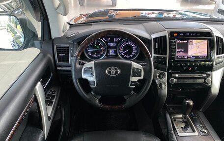 Toyota Land Cruiser 200, 2012 год, 3 299 000 рублей, 11 фотография