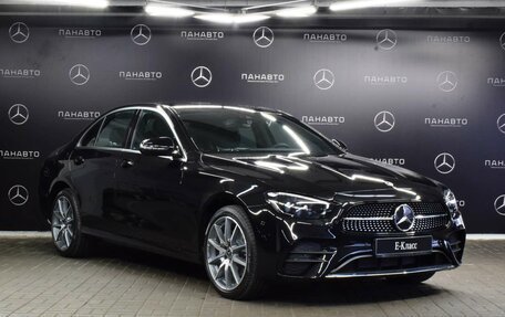Mercedes-Benz E-Класс, 2022 год, 6 300 000 рублей, 2 фотография