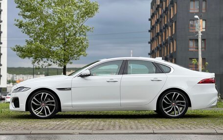 Jaguar XF II, 2022 год, 3 215 000 рублей, 5 фотография