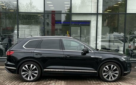 Volkswagen Touareg III, 2019 год, 4 584 000 рублей, 4 фотография