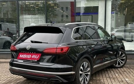 Volkswagen Touareg III, 2019 год, 4 584 000 рублей, 8 фотография