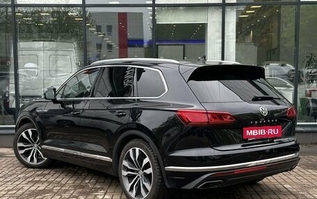Volkswagen Touareg III, 2019 год, 4 584 000 рублей, 6 фотография