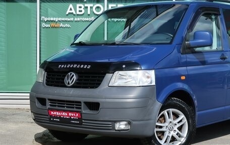 Volkswagen Caravelle T5, 2006 год, 999 000 рублей, 2 фотография