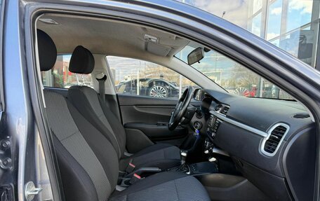KIA Rio IV, 2019 год, 990 000 рублей, 2 фотография