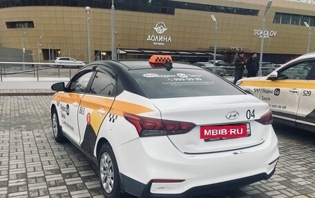 Hyundai Solaris II рестайлинг, 2018 год, 750 000 рублей, 4 фотография