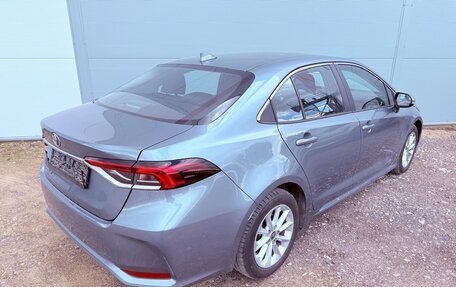 Toyota Corolla, 2022 год, 1 992 000 рублей, 2 фотография
