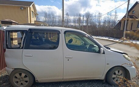 Toyota FunCargo, 2000 год, 130 000 рублей, 2 фотография