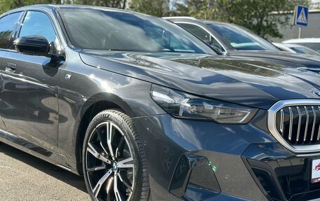 BMW 5 серия, 2024 год, 10 460 000 рублей, 13 фотография
