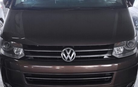 Volkswagen Multivan T5, 2011 год, 2 350 000 рублей, 1 фотография