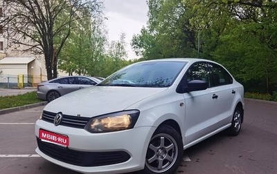 Volkswagen Polo VI (EU Market), 2015 год, 700 000 рублей, 1 фотография