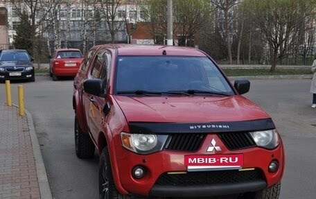 Mitsubishi L200 IV рестайлинг, 2007 год, 1 150 000 рублей, 8 фотография