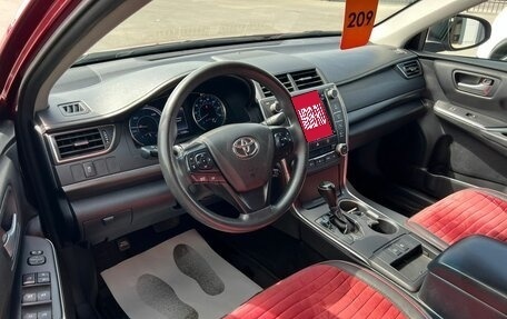 Toyota Camry, 2016 год, 1 799 000 рублей, 10 фотография