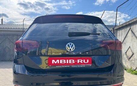 Volkswagen Passat B8 рестайлинг, 2019 год, 2 750 000 рублей, 5 фотография