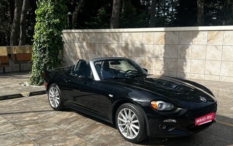 Fiat 124 Spider I, 2018 год, 2 500 000 рублей, 2 фотография