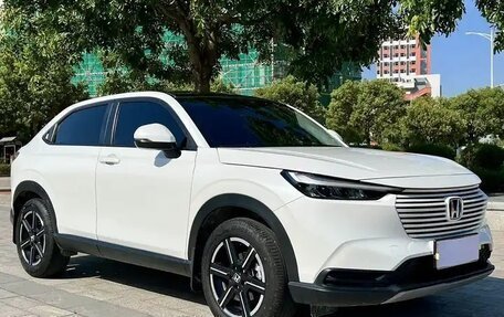 Honda Vezel, 2025 год, 2 100 007 рублей, 3 фотография