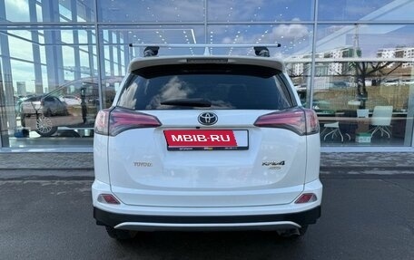 Toyota RAV4, 2016 год, 1 899 000 рублей, 5 фотография