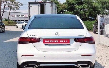 Mercedes-Benz E-Класс, 2021 год, 3 250 005 рублей, 3 фотография