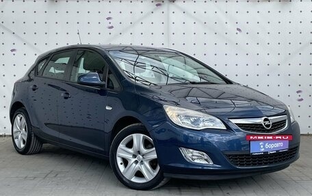 Opel Astra J, 2012 год, 970 000 рублей, 2 фотография