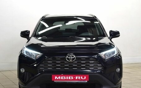 Toyota RAV4, 2019 год, 2 870 000 рублей, 2 фотография