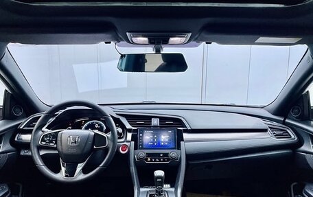 Honda Civic, 2022 год, 1 800 000 рублей, 11 фотография