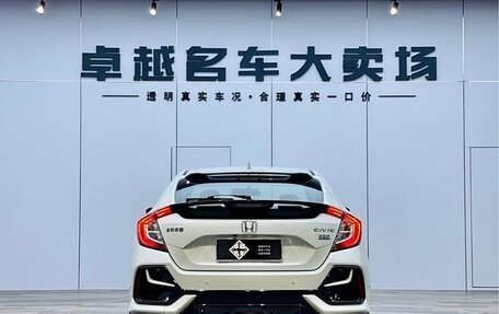Honda Civic, 2022 год, 1 800 000 рублей, 5 фотография