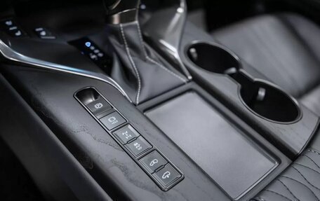 Lexus LX, 2023 год, 22 500 000 рублей, 14 фотография